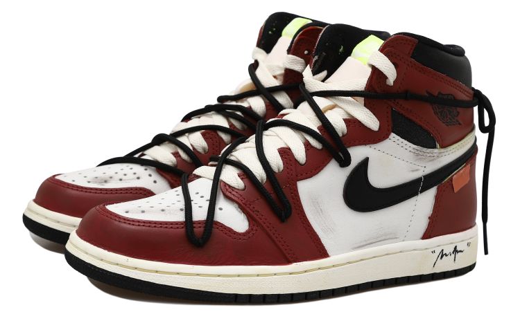 Shop 【定制球鞋】 Jordan Air Jordan 1 retro OKHR 芝加哥 OW風 掛飾 字母 做舊 防滑耐磨 低幫 復古籃球鞋 男女同款 黑紅白