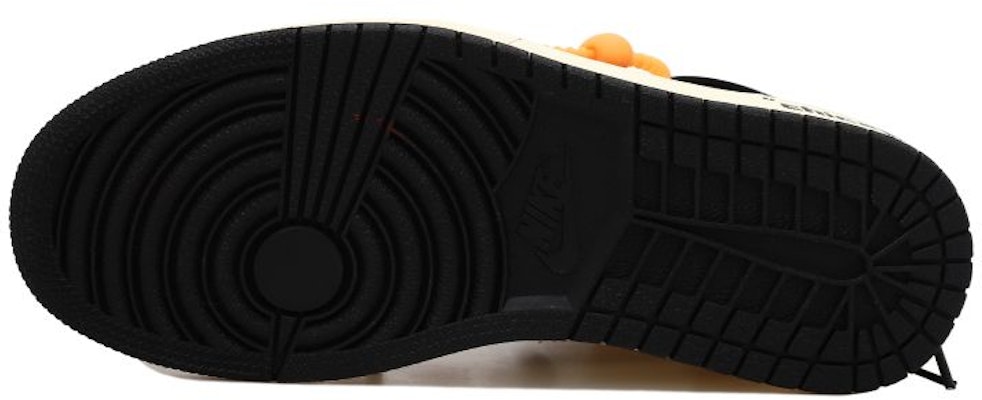 【定制球鞋】 Jordan Air Jordan 1 retro 荊棘三鉤 芝加哥 OW風 掛飾 做舊解構風 高幫 復古籃球鞋 男女同款 黑紅白 Purchase 【定制球鞋】 Jordan Air Jordan 1 retro 荊棘三鉤 芝加哥 OW風 掛飾 做舊解構風 高幫 復古籃球鞋 男女同款 黑紅白
