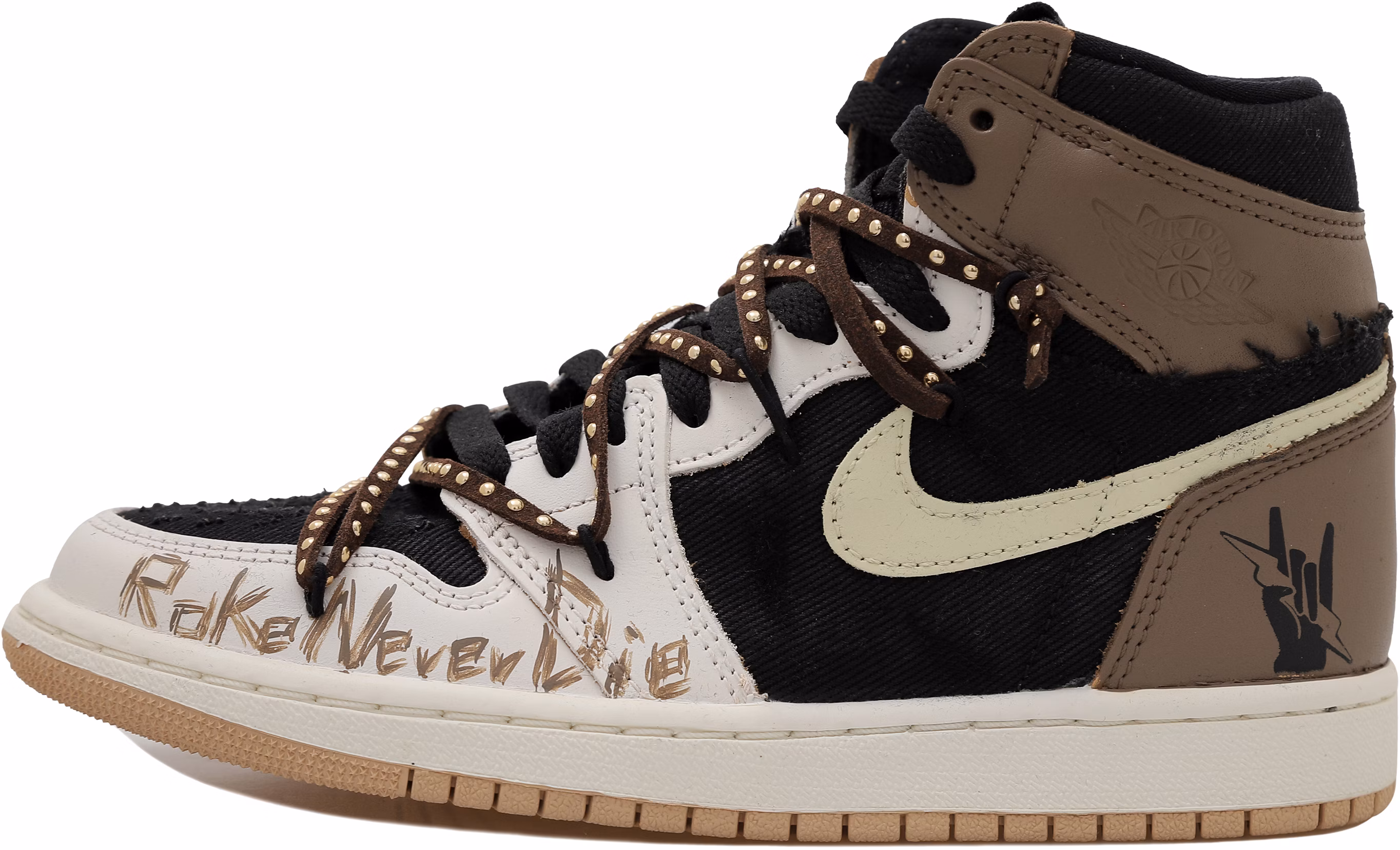 custom-shoes-air-jordan-1-retro-high-graffiti-distressed-mocha-studs