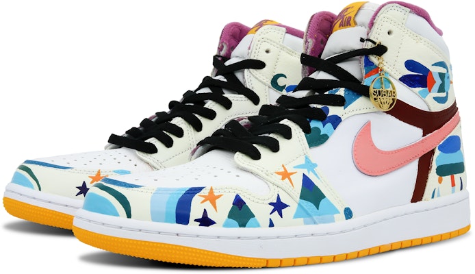 커스텀 에어 조던 1 레트로 하이 '화이트 블루 그래피티' 555088-706-466818 Lookbook 커스텀 에어 조던 1 레트로 하이 '화이트 블루 그래피티' 555088-706-466818