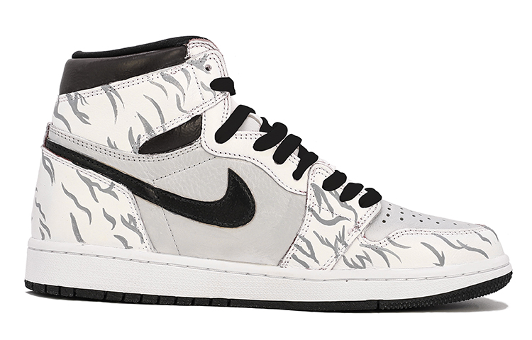 Order [Kasut Custom] Air Jordan 1 Retro High OG 'Da Vinci Tahun Harimau' 555088-603(TeamM-虎年黑白灰)