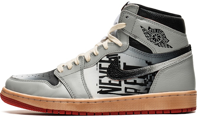 커스텀 에어 조던 1 레트로 OG '그래피티 블랙 그레이' 555088-161(Team22-男款街头黑灰A-BOX) Order 커스텀 에어 조던 1 레트로 OG '그래피티 블랙 그레이' 555088-161(Team22-男款街头黑灰A-BOX)