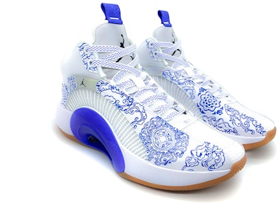 【定制球鞋】 Jordan Air Jordan 35 噴繪 “青花瓷”中國風 低幫 籃球鞋 男女同款 白藍 Lookbook 【定制球鞋】 Jordan Air Jordan 35 噴繪 “青花瓷”中國風 低幫 籃球鞋 男女同款 白藍