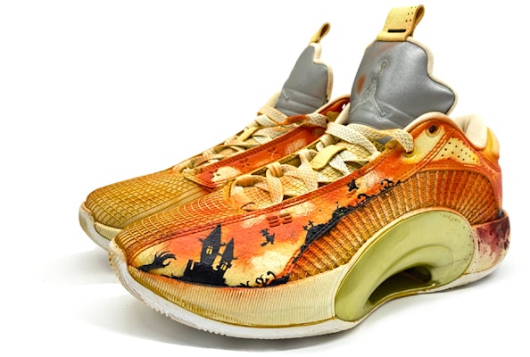 커스텀 에어 조던 35 로우 "할로윈 성 낙서" CW2459-100(Team-柒男女款AJ35万圣节做旧) Lookbook 커스텀 에어 조던 35 로우 "할로윈 성 낙서" CW2459-100(Team-柒男女款AJ35万圣节做旧)