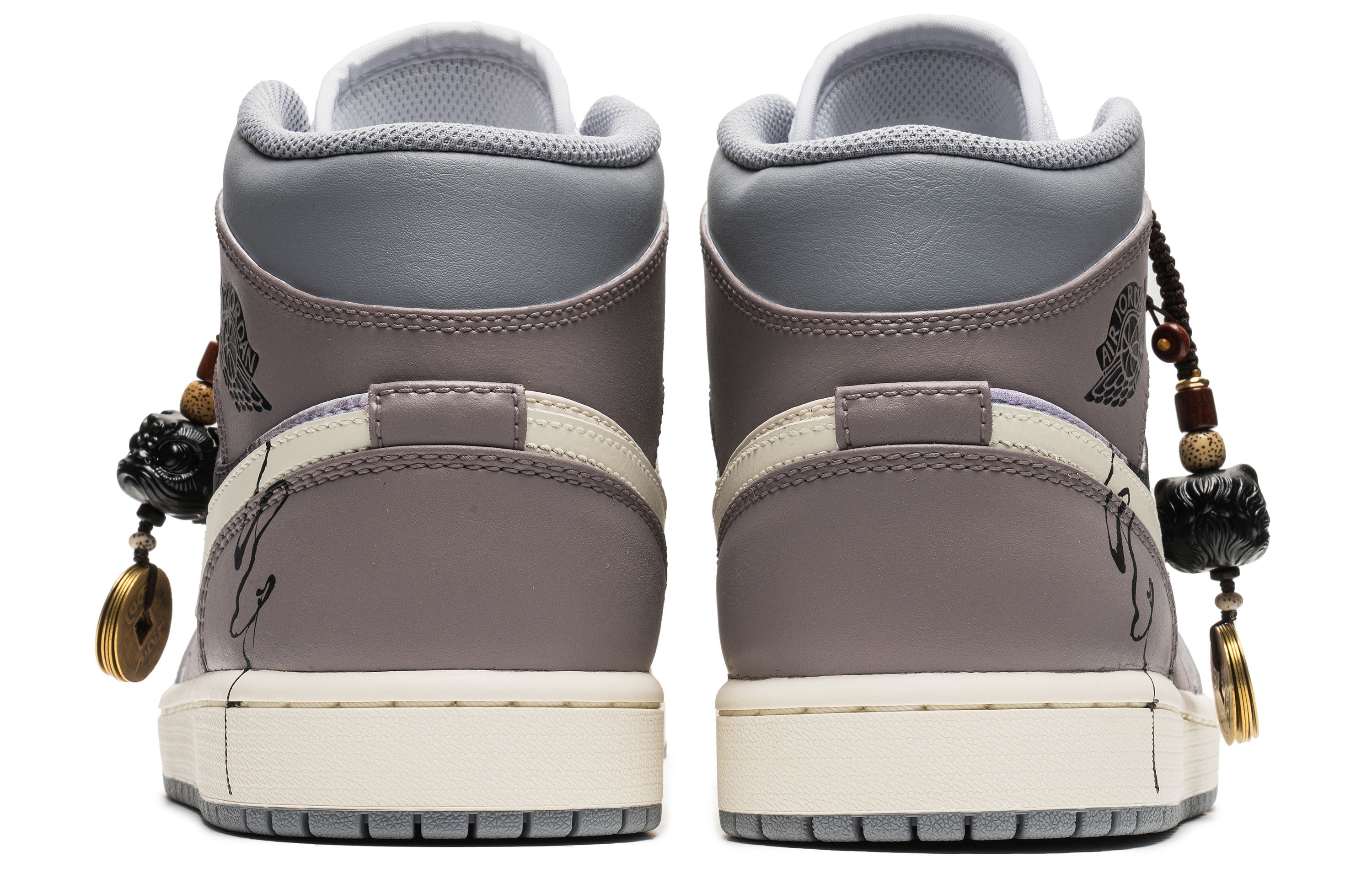 Purchase 【訂製籃球鞋】Jordan Air Jordan 1 LMid 野鶴製造 水墨銅錢 特殊配飾 拼接解構 禮盒版 中筒 復古籃球鞋 男款 灰紫