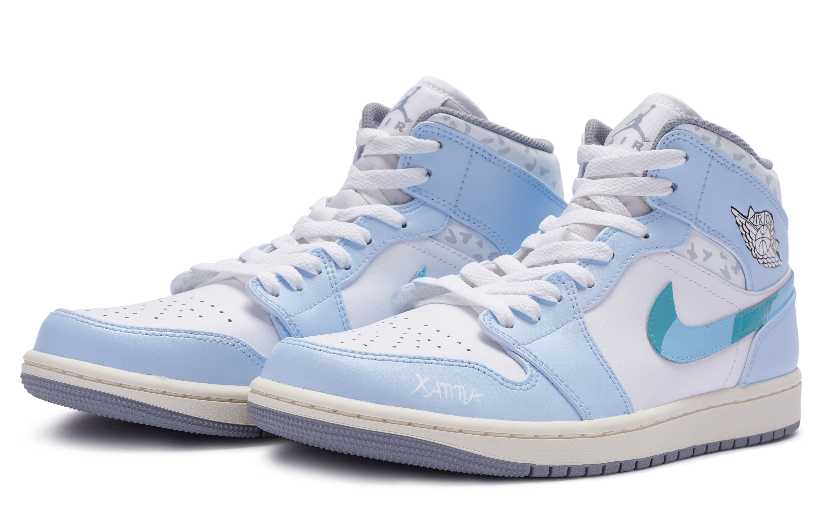 Lookbook [定制鞋] Air Jordan 1 Mid '动漫蓝白灰' 定制款 554724-135(TeamR-男款神无)