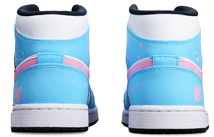 Shop 에어 조던 1 미드 '블랙 팬다 우주인' 커스텀 (핸드페인팅) 554724-075(TeamT-超人宇航员S-BOX)