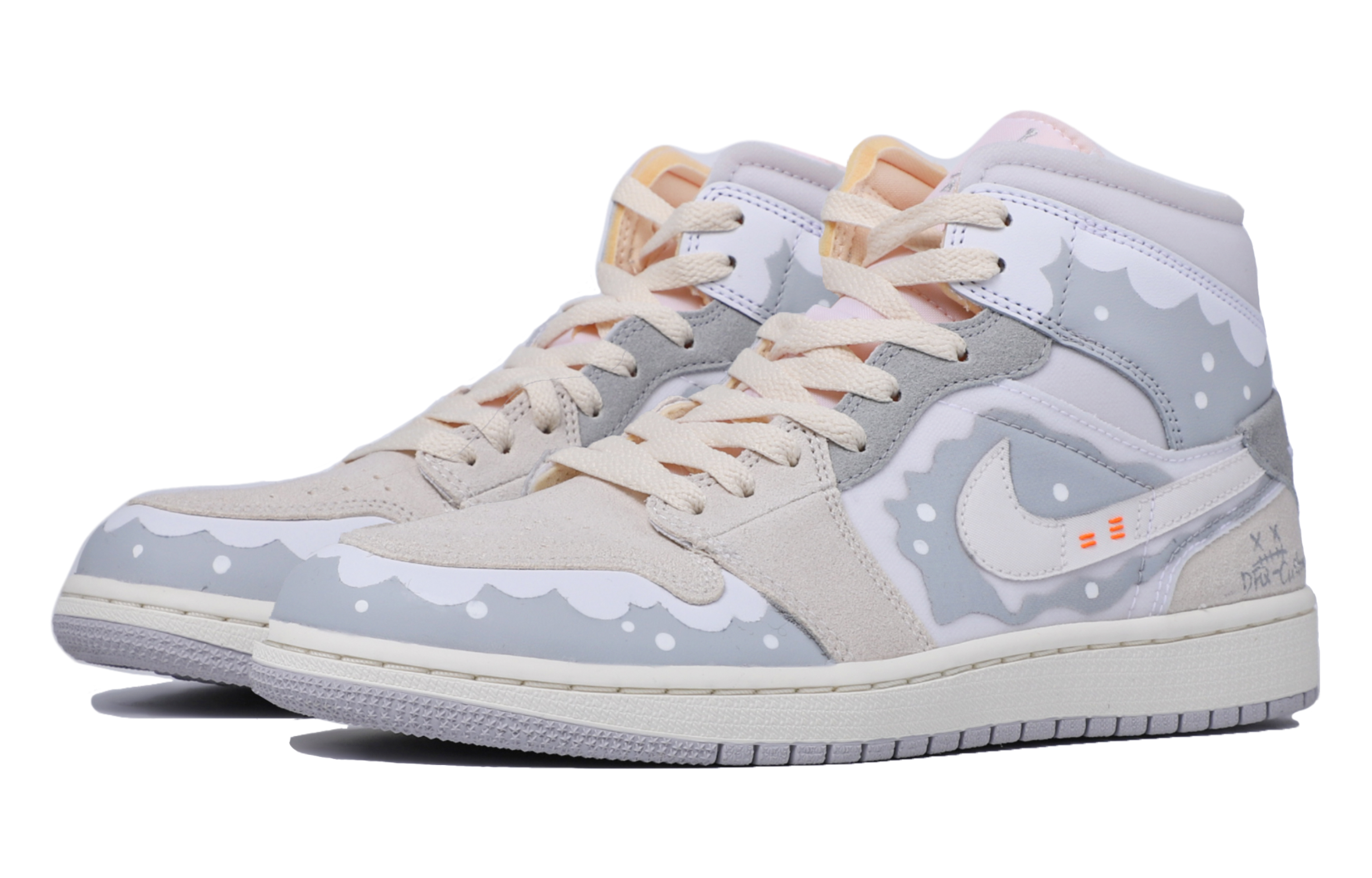 Shop 【定制球鞋】 Jordan Air Jordan 1 Mid 達文西定制 特殊鞋盒 聖誕雪夜 中幫 復古籃球鞋 男款 白灰