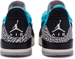 【訂製球鞋】 Jordan Legacy 312 BIGNIU 潑墨 風藍湧動 手繪噴繪 低筒 復古籃球鞋 男款 白藍 Purchase 【訂製球鞋】 Jordan Legacy 312 BIGNIU 潑墨 風藍湧動 手繪噴繪 低筒 復古籃球鞋 男款 白藍