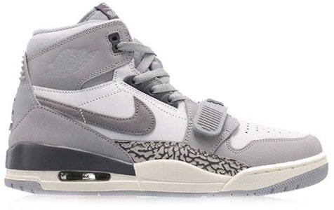 【カスタムシューズ】エアジョーダン レガシー312 ハイ "セメントグレーカウプリント" AV3922-002(Team56-可爱奶牛) Order 【カスタムシューズ】エアジョーダン レガシー312 ハイ "セメントグレーカウプリント" AV3922-002(Team56-可爱奶牛)