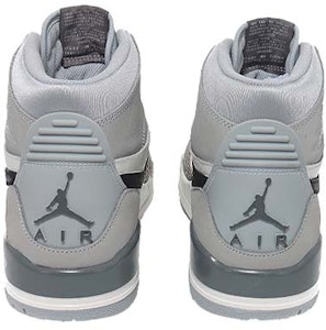 【カスタムシューズ】エアジョーダン レガシー312 ハイ "セメントグレーカウプリント" AV3922-002(Team56-可爱奶牛) Shop 【カスタムシューズ】エアジョーダン レガシー312 ハイ "セメントグレーカウプリント" AV3922-002(Team56-可爱奶牛)