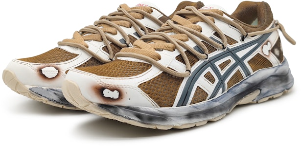 カスタムasics GEL-CONTEND 4「夜明けの炎」(80 characters) T8D4Q-119(Team16-夜幕燃起) Lookbook カスタムasics GEL-CONTEND 4「夜明けの炎」(80 characters) T8D4Q-119(Team16-夜幕燃起)