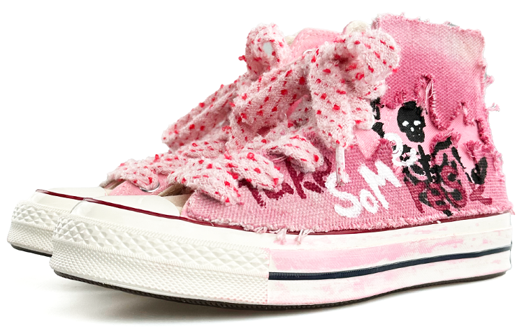 Lookbook カスタムシューズ] コンバース チャック テイラー オールスター 1970s ハイ ブラック ピンク「スカル グラフィティ」 162053C(Team13-手绘骷髅)