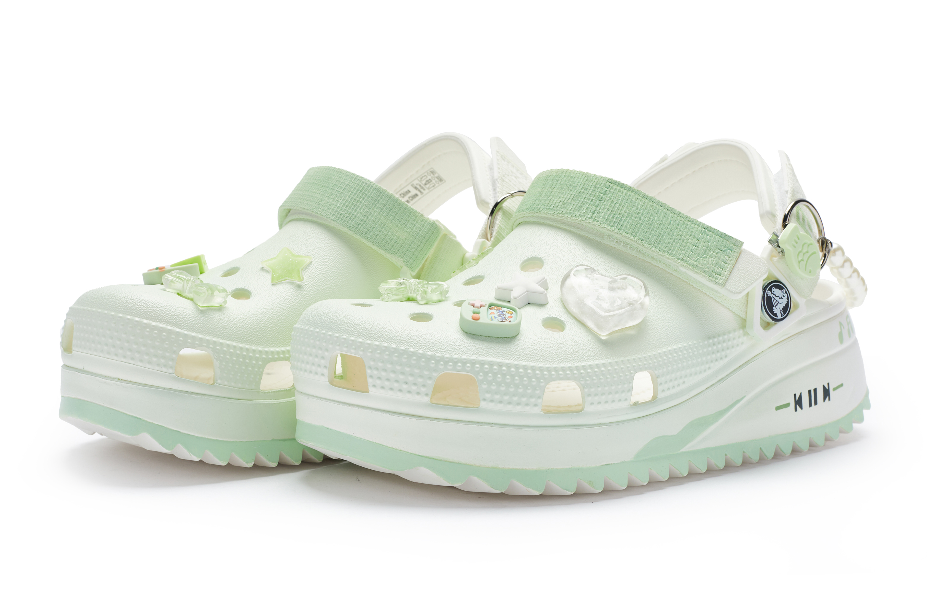 Shop カスタム Crocs ビッグニュー ドーパミン落書き 206772-143(TeamR-男女夏日播放中S-BOX)