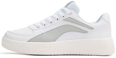 Zapatillas Li-Ning 'Retro Juguetón' en Blanco y Negro con Parches Graffiti. AGCP335-5(Team叁-男款复古字体) Sizing Zapatillas Li-Ning 'Retro Juguetón' en Blanco y Negro con Parches Graffiti. AGCP335-5(Team叁-男款复古字体)