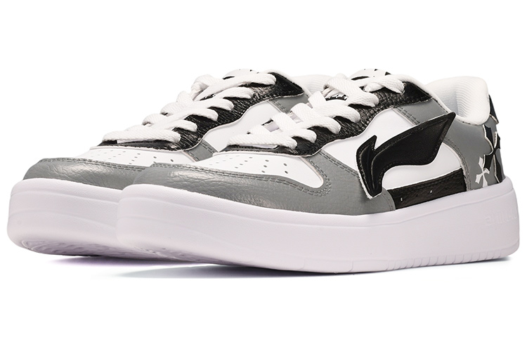 Lookbook 리닝 크로스 커스텀 흰/회/검 (Li-Ning Cross Custom 흰/회/검) AGCQ455-2(TeamE-男款十字架皮贴白灰黑)