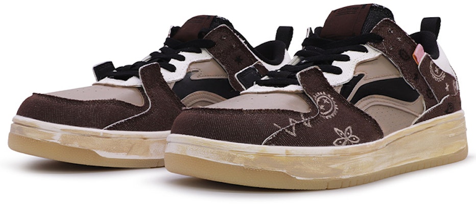 리닝 프로 '화이트 브라운 그래피티' (커스텀 슈즈) AGCR313-3(TeamM-男款撕撕腰果花) Lookbook 리닝 프로 '화이트 브라운 그래피티' (커스텀 슈즈) AGCR313-3(TeamM-男款撕撕腰果花)