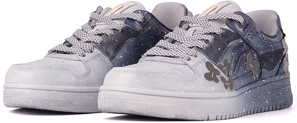 리닝 천기 로우 '별빛 반사 나비' (Li-Ning 천기 로우 '별빛 반사 나비') AGCP299-5(Team拾柒-男款反光蝴蝶灰色) Lookbook 리닝 천기 로우 '별빛 반사 나비' (Li-Ning 천기 로우 '별빛 반사 나비') AGCP299-5(Team拾柒-男款反光蝴蝶灰色)