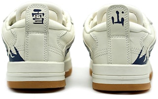 【定制球鞋】 LiNing李寧 惟吾 PRO 雪山 噴繪手繪 秋季主題定制 包覆性防滑減震 低幫 板鞋 男款 白藍 Purchase 【定制球鞋】 LiNing李寧 惟吾 PRO 雪山 噴繪手繪 秋季主題定制 包覆性防滑減震 低幫 板鞋 男款 白藍