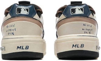 MLBチャンキーダッドスニーカー「モカレトロホワイトアーモンド」 3ASXCA12N-50WHS-(Team54--摩卡复古) Purchase MLBチャンキーダッドスニーカー「モカレトロホワイトアーモンド」 3ASXCA12N-50WHS-(Team54--摩卡复古)
