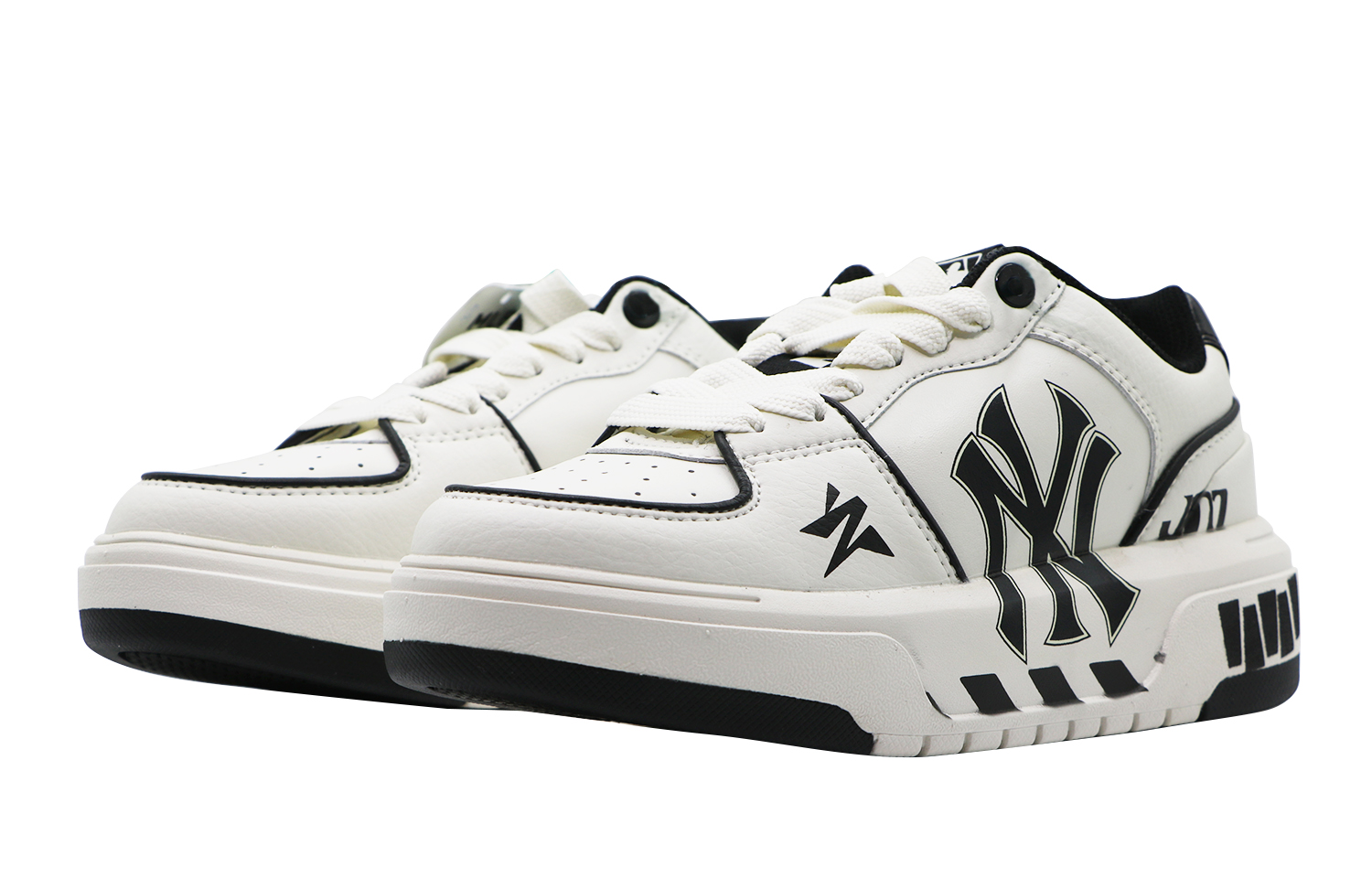 [Custom Shoes] MLB Custom Sneakers 'New York Yankees Street Graffiti White' 圖 3