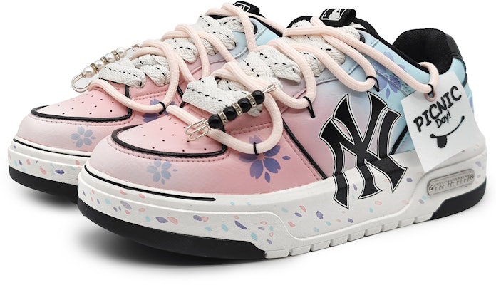 MLB 로우 '사쿠라 그라데이션 블루-핑크' 커스텀 슈즈 3ASXCA12N-50WHS(Team16-樱花解构蓝粉) Lookbook MLB 로우 '사쿠라 그라데이션 블루-핑크' 커스텀 슈즈 3ASXCA12N-50WHS(Team16-樱花解构蓝粉)