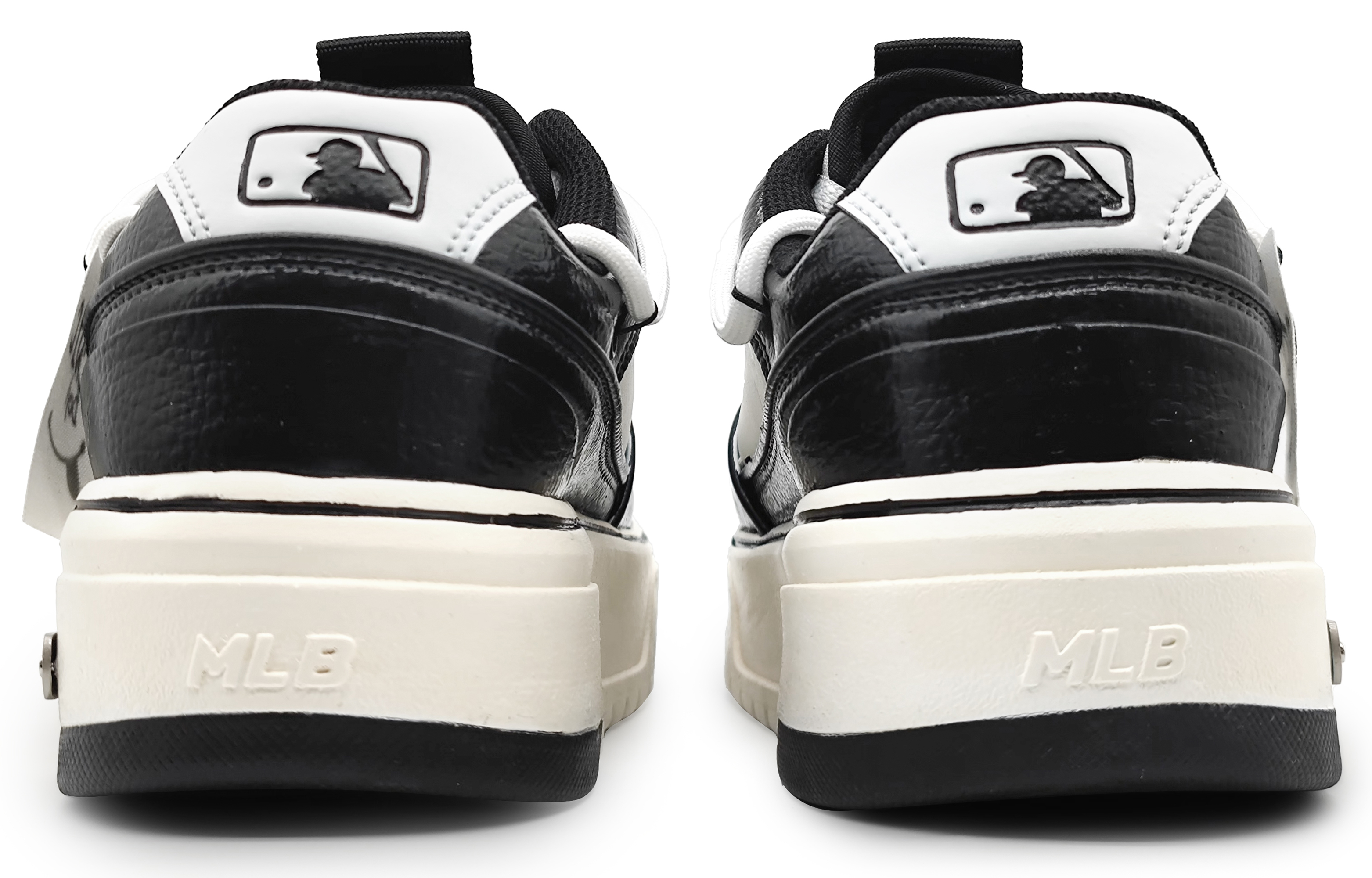Purchase 【訂製球鞋】 MLB 紐約洋基隊 黑白熊貓 解構雙鞋帶 刺繡標籤 可拆卸 金屬銘牌 增高 低筒 球鞋 男女同款 黑白