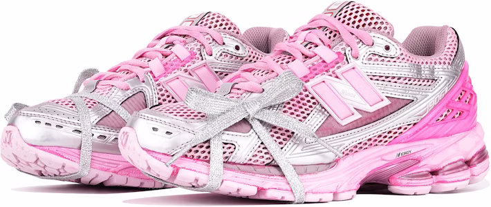 【客製球鞋】New Balance NB 1906R 系帶 染色 破舊風 復古 耐磨透氣 低筒 跑步鞋 男女通款 粉銀 Lookbook 【客製球鞋】New Balance NB 1906R 系帶 染色 破舊風 復古 耐磨透氣 低筒 跑步鞋 男女通款 粉銀