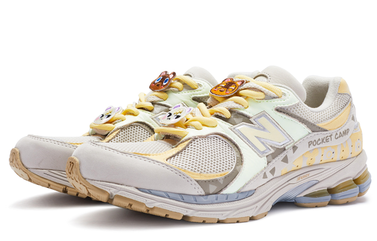 Lookbook [Scarpe Personalizzate] New Balance 2002R ''Camping Dipinte a Mano - Beige Verde'' ML2002R3(TeamR-男女款露营米黄绿)