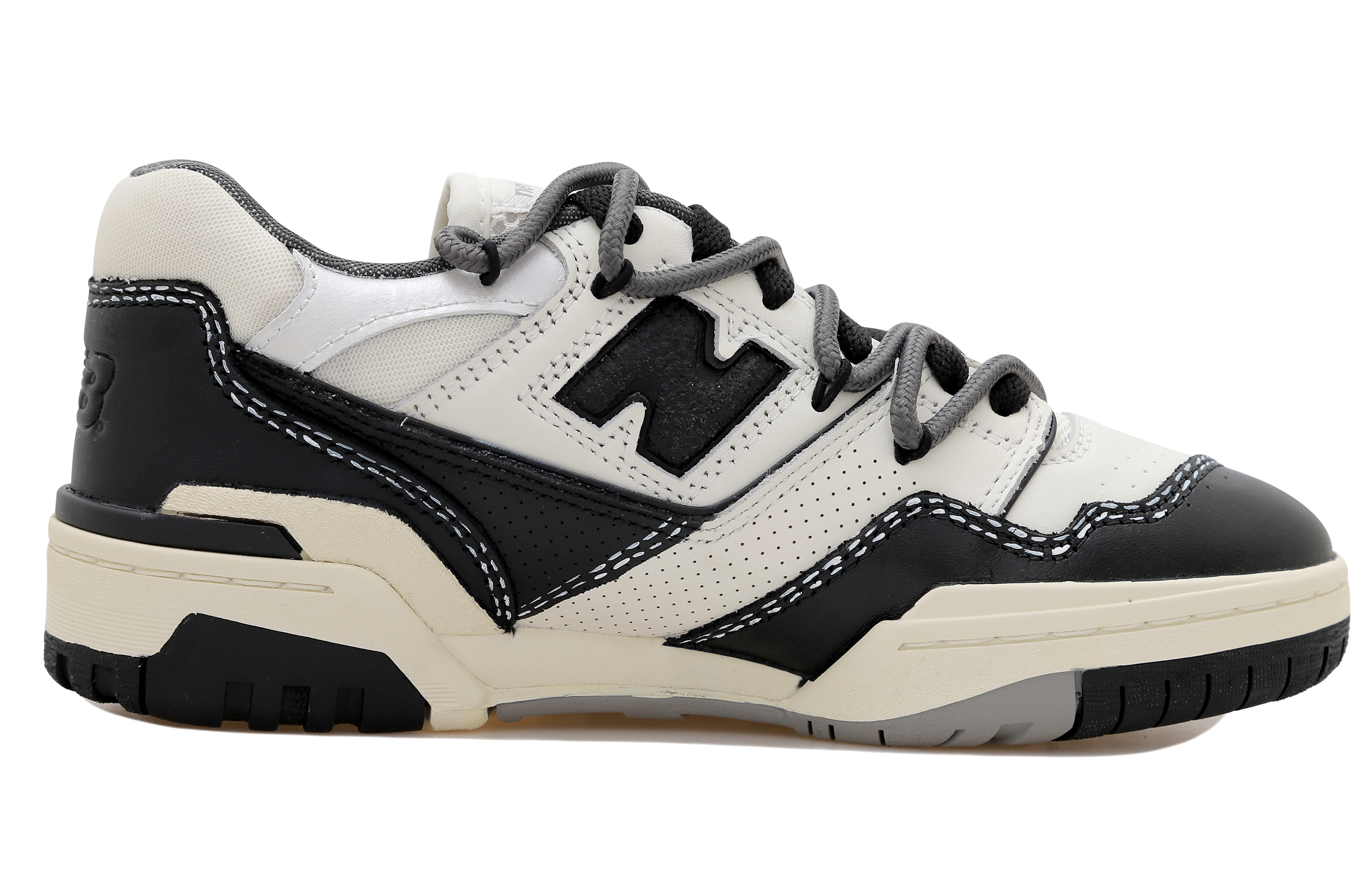 Order [Custom Schoenen] New Balance 550 ''Panda Deconstructed'' BB550LWT（Team拾玖-黑白熊猫S-BOX）