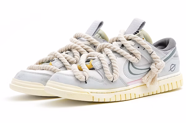 나이키 에어 덩크 점보 리마스터 '퓨처 에라'(라이트 그레이) DV0821-100(Team15-未来纪元) Lookbook 나이키 에어 덩크 점보 리마스터 '퓨처 에라'(라이트 그레이) DV0821-100(Team15-未来纪元)