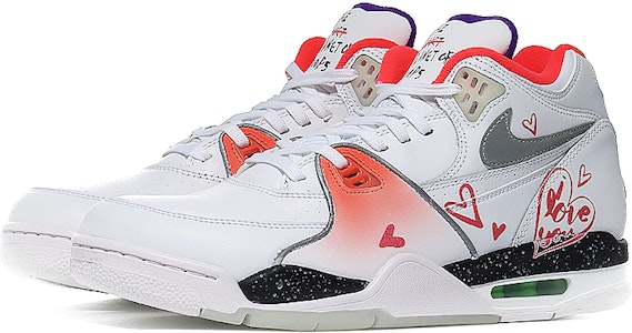 나이키 에어 플라이트 89 '글로우 하트' (흰/빨) CW2616-101(Team10-碰撞爱心) Lookbook 나이키 에어 플라이트 89 '글로우 하트' (흰/빨) CW2616-101(Team10-碰撞爱心)