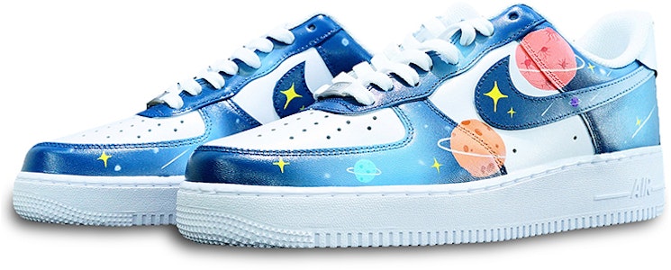 나이키 에어포스 1 '해피 그라데이션' (커스텀) CW2288-111(TeamT-男款快乐星球蓝白) Lookbook 나이키 에어포스 1 '해피 그라데이션' (커스텀) CW2288-111(TeamT-男款快乐星球蓝白)