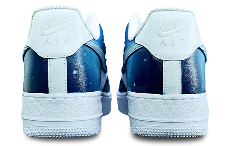 Shop カスタムシューズ] ナイキ エア フォース 1 ロウ '07 'グラデーション ハッピープラネット' CW2288-111(TeamT-男款快乐星球蓝白)