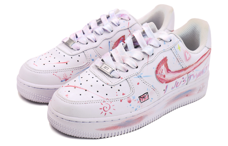 Lookbook [定制鞋款] 耐克空军一号低帮'07'爱意信笺涂鸦' CW2288-111(Team-S男款告白涂鸦)