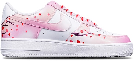 【訂製球鞋】Nike Air Force 1 Low '07 空軍一號 Vibe風格 手繪噴繪 愛心樹 520情人節主題 限量100雙送特殊鞋盒 復古 休閒 低幫 板鞋 男款 粉紅白 Order 【訂製球鞋】Nike Air Force 1 Low '07 空軍一號 Vibe風格 手繪噴繪 愛心樹 520情人節主題 限量100雙送特殊鞋盒 復古 休閒 低幫 板鞋 男款 粉紅白