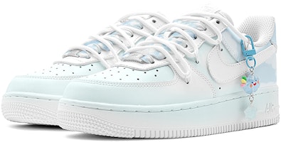 ナイキ エアフォース 1 ロー '青空・白グラデーション'【カスタムシューズ】 DH2920-111(TeamS-晴空白云女S-BOX) Lookbook ナイキ エアフォース 1 ロー '青空・白グラデーション'【カスタムシューズ】 DH2920-111(TeamS-晴空白云女S-BOX)