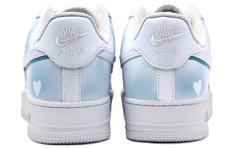 나이키 에어포스 1 로우 '캠퍼스 블루 하트' (커스텀) DH2920-111(TeamS-高校爱心) Shop 나이키 에어포스 1 로우 '캠퍼스 블루 하트' (커스텀) DH2920-111(TeamS-高校爱心)