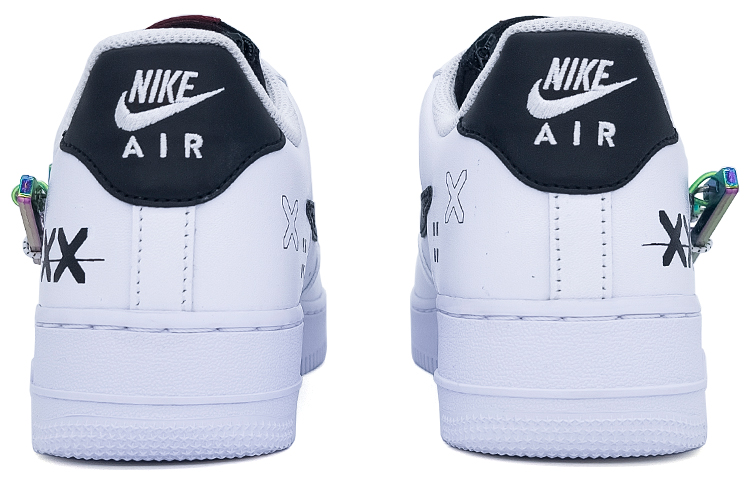 Shop 【定制球鞋】 Nike Air Force 1 Low 07 PRM "carbiner swoosh" 印花集 印花 圖案 電競 低幫 板鞋 男款 白黑