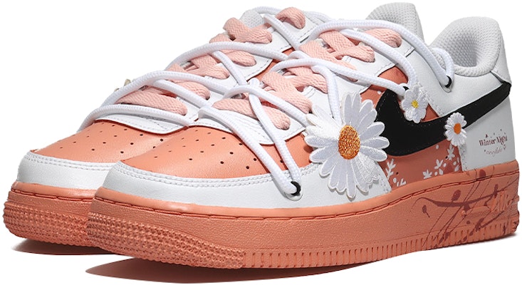 나이키 에어포스1 로우 '벚꽃 - 흰/핑/검' DH2920-111(Team10-樱花雪女款) Lookbook 나이키 에어포스1 로우 '벚꽃 - 흰/핑/검' DH2920-111(Team10-樱花雪女款)