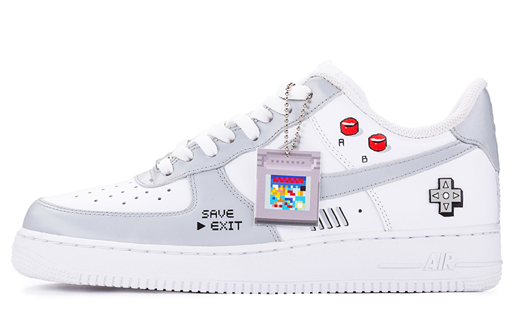 Order ナイキAF1 ロー キッズデーボタン マリオピクセル CW2288-111（TeamA-男款儿童节马里奥白灰）