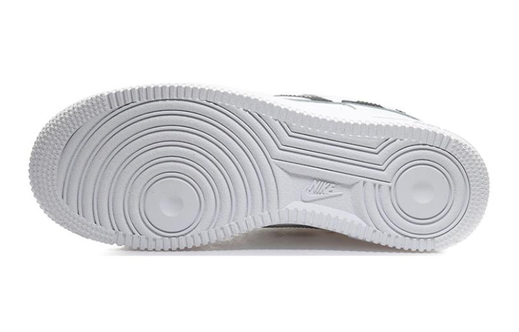 Details for [定制鞋款] 耐克 Air Force 1 低帮 '牛皮钩' DH2920-111(Team10-女款奶牛钩子QD)