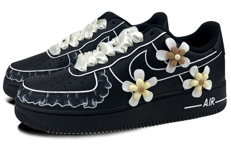 Lookbook [定制鞋款] 耐克 Air Force 1 低帮 '花卉蕾丝' CW2288-001(Team叁-男款立体花朵)