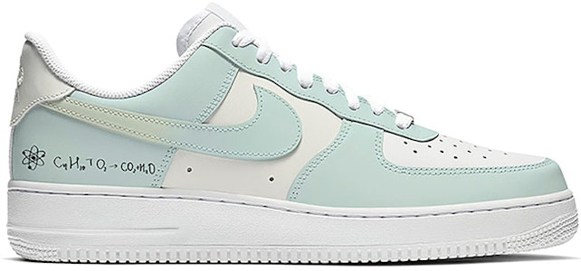 【客製化運動鞋】Nike Air Force 1 Low 空軍一號 畢業季主題客製 刷漆 化學公式 潮流百搭 低筒 板鞋 男款 綠白 Order 【客製化運動鞋】Nike Air Force 1 Low 空軍一號 畢業季主題客製 刷漆 化學公式 潮流百搭 低筒 板鞋 男款 綠白