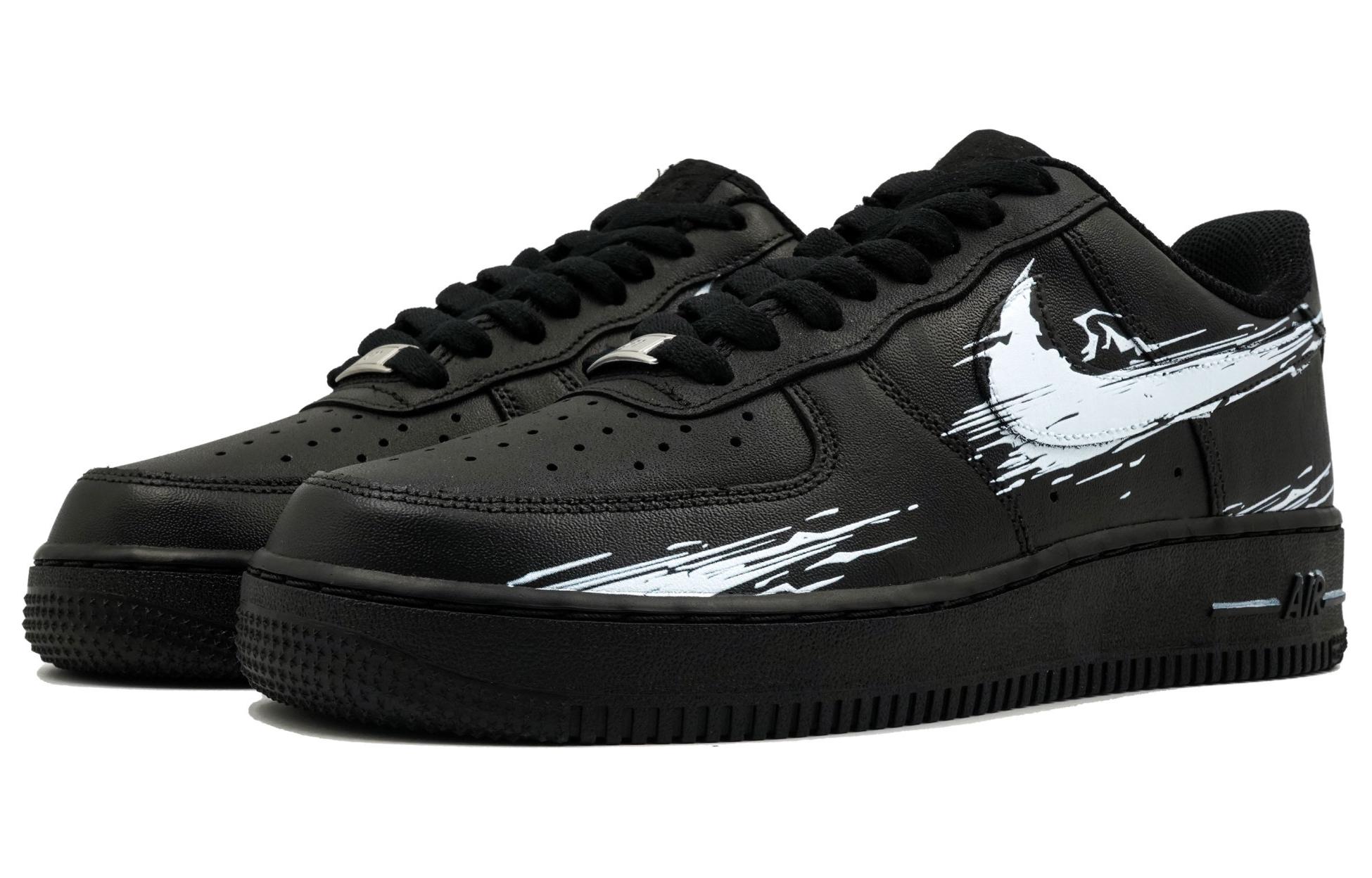 Shop 【定製球鞋】 Nike Air Force 1 萬花弄 毒素 簡約 潮流 時尚 百搭 復古 舒適 包覆性保暖 低幫 板鞋 男女同款 黑白
