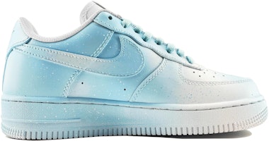 【客製球鞋】 Nike Air Force 1 Low 小島來信 SDS 晕染 天空 清透 休閒 低筒 板鞋 男款 藍色 Lookbook 【客製球鞋】 Nike Air Force 1 Low 小島來信 SDS 晕染 天空 清透 休閒 低筒 板鞋 男款 藍色