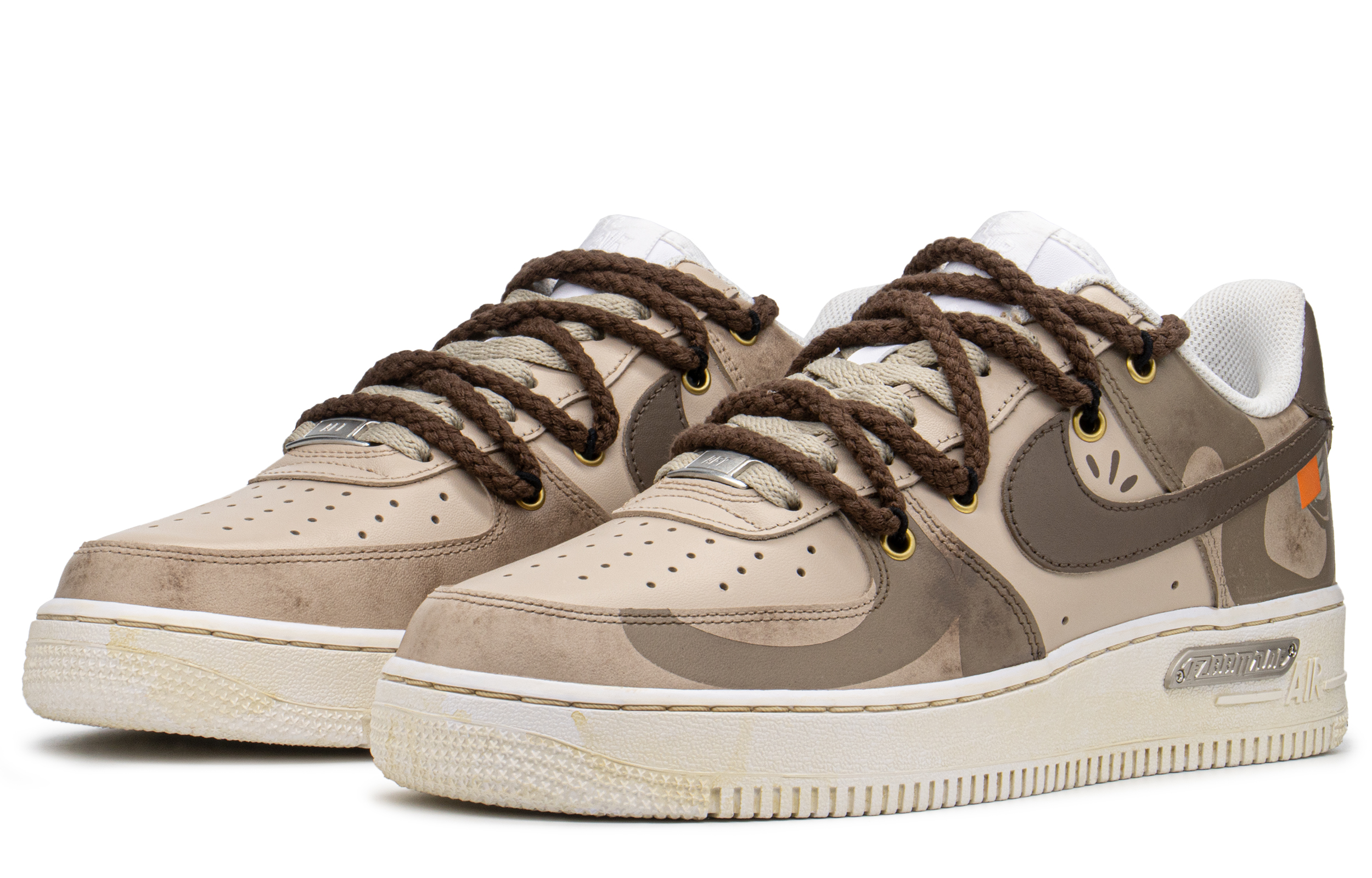 Lookbook 【定制球鞋】Nike Air Force 1 Low 復古禮盒 解構 高街 神秘蛇 低筒 板鞋 男款 卡其棕