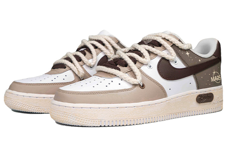 Lookbook 나이키 에어포스 1 로우 '화성 프로젝트 갈색-흰색' (커스텀) CW2288-111(Team27-男款火星计划)