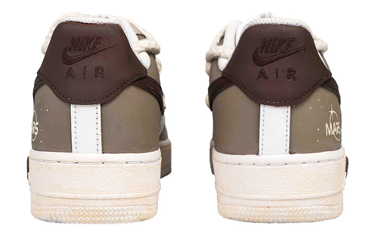 Shop 나이키 에어포스 1 로우 '화성 프로젝트 갈색-흰색' (커스텀) CW2288-111(Team27-男款火星计划)