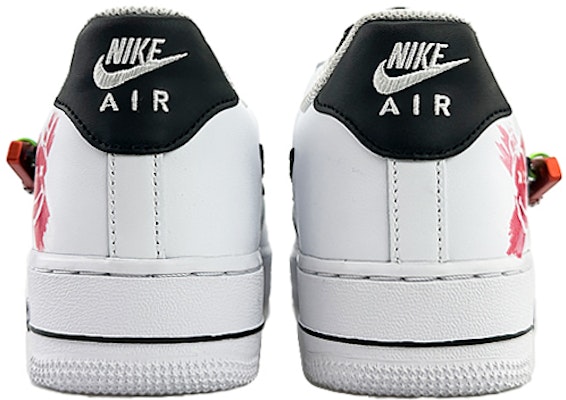 Zapatillas Nike Air Force 1 Low "Oso Graffiti" DH7579-100(Team40-男款涂鸦熊黑白红) Shop Zapatillas Nike Air Force 1 Low "Oso Graffiti" DH7579-100(Team40-男款涂鸦熊黑白红)